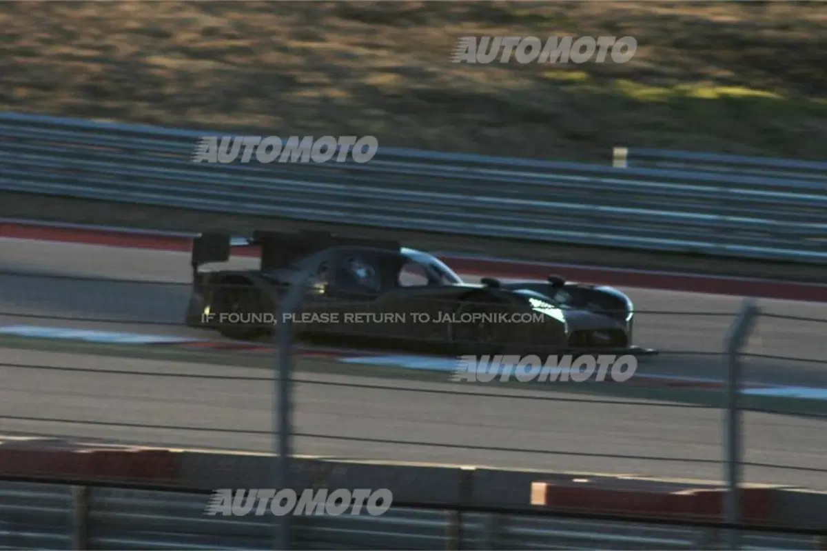Nissan GT-R LM Nismo: l'incredibile LMP1 con motore anteriore per il WEC (3)