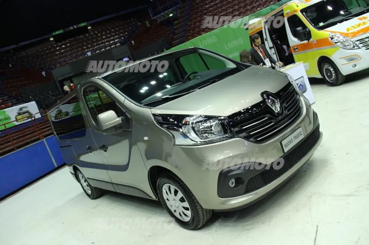 Renault all'attacco nei veicoli commerciali con una strategia a 360° (6)