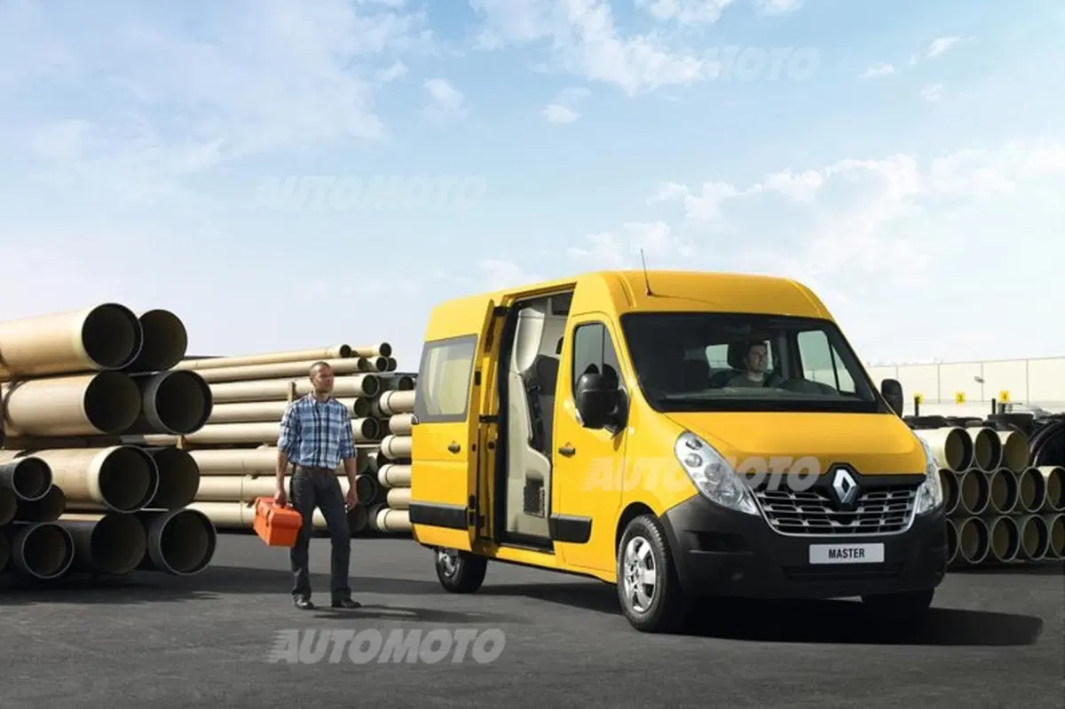 Renault all'attacco nei veicoli commerciali con una strategia a 360° (28)