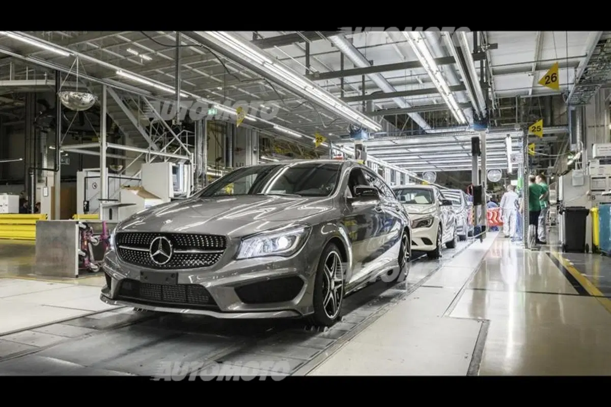 Mercedes CLA Shoooting Brake: iniziata la produzione in Ungheria (2)