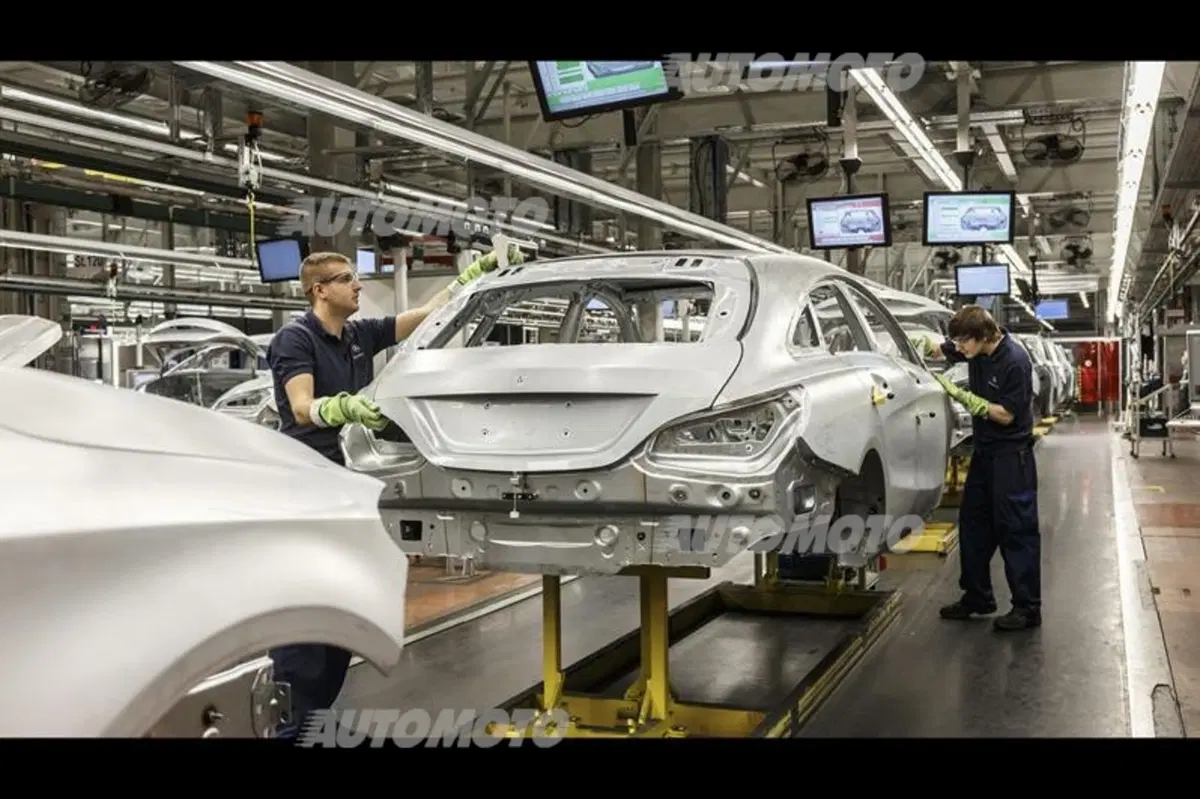 Mercedes CLA Shoooting Brake: iniziata la produzione in Ungheria (8)