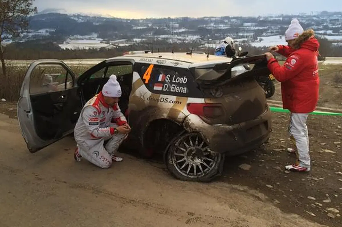 WRC Montecarlo, Loeb distrugge una sospensione. Fine del sogno?