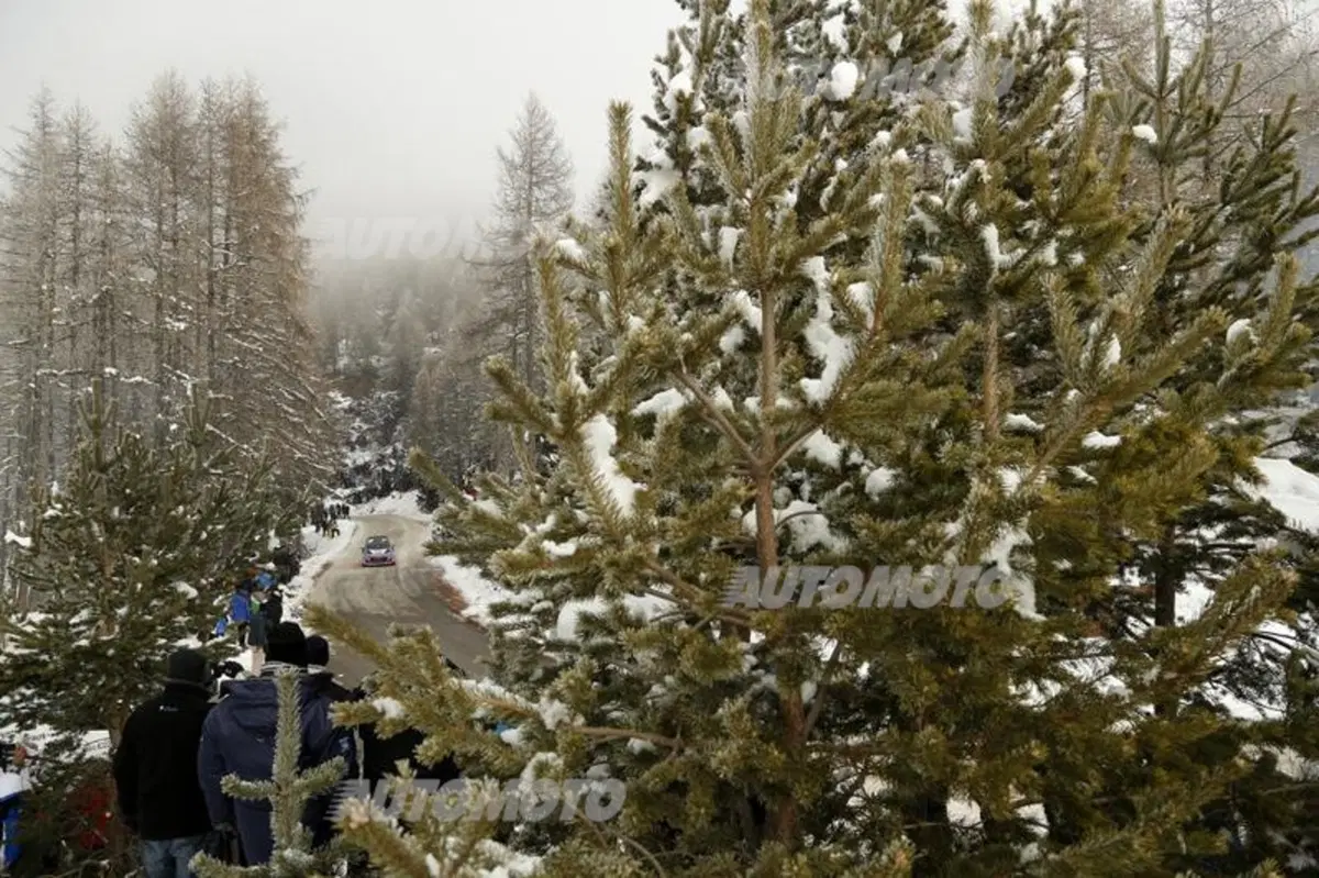 WRC Montecarlo: Volkswagen in fuga. Loeb è fuori dai giochi
