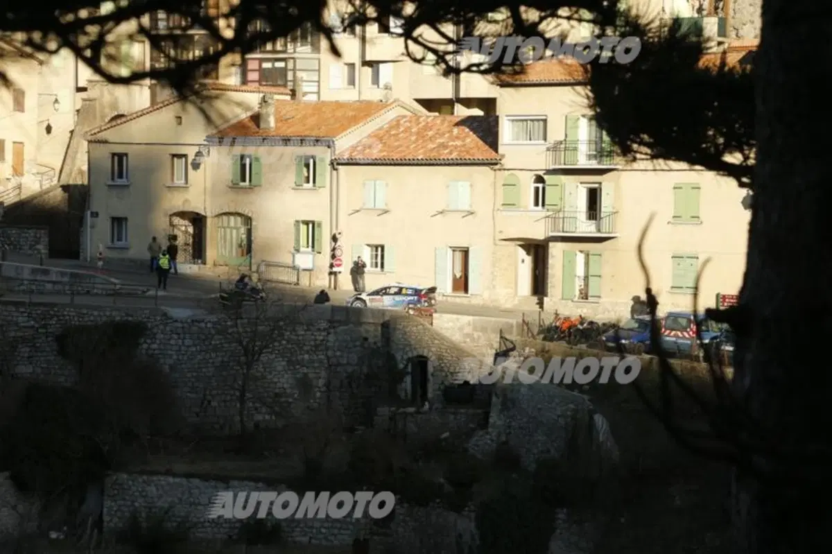 WRC Montecarlo 2015: Kubica dà spettacolo e Ogier gestisce la corsa (3)