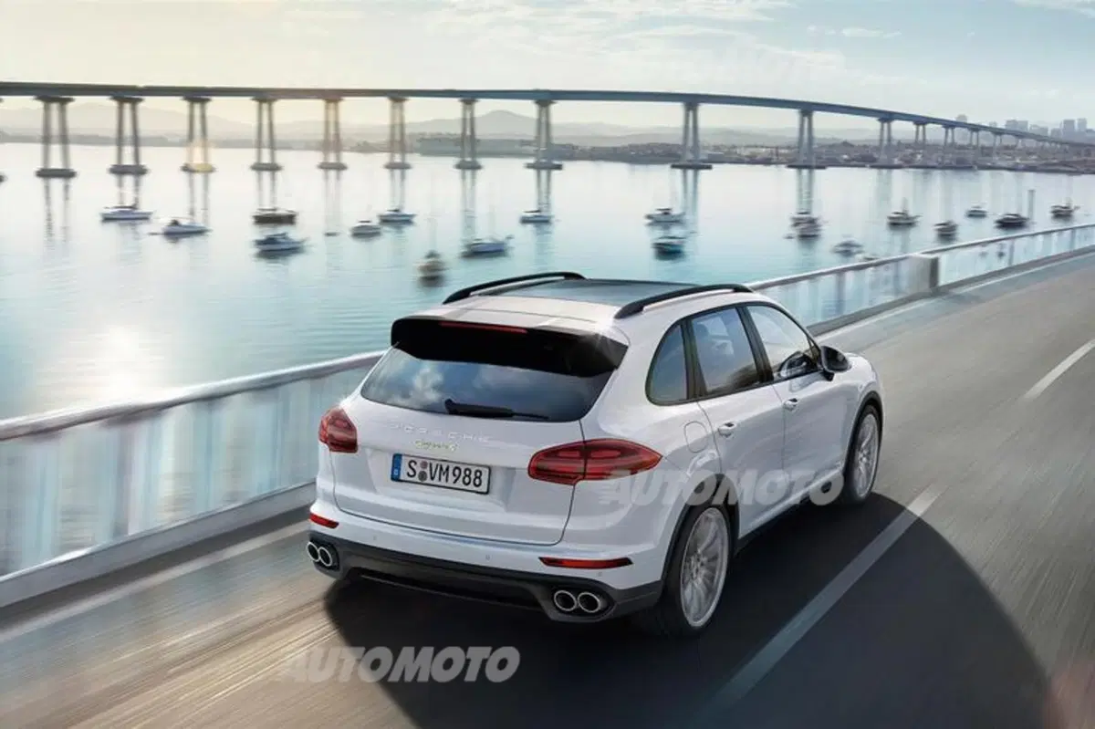 Porsche Cayenne S E-Hybrid: quanto consuma davvero? La video-prova (17)