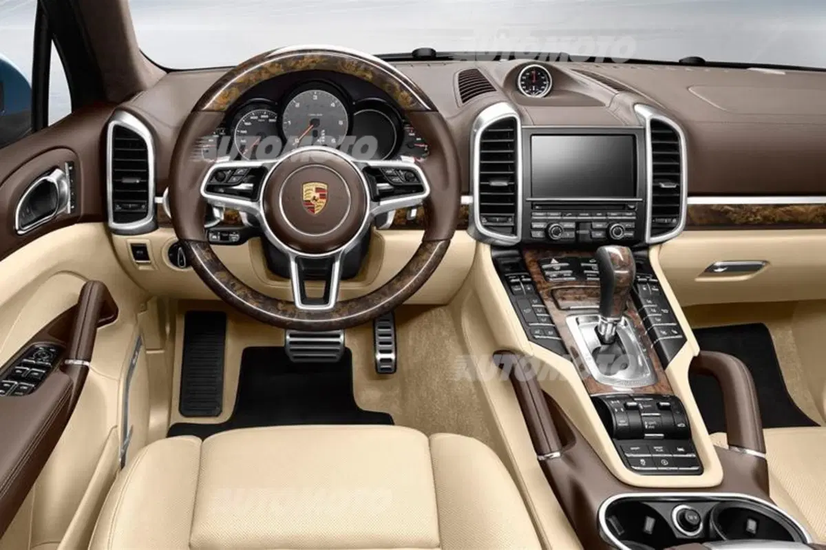 Porsche Cayenne S E-Hybrid: quanto consuma davvero? La video-prova (36)