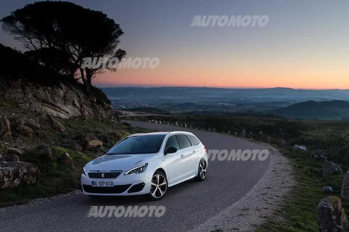 Peugeot 308 GT (11)
