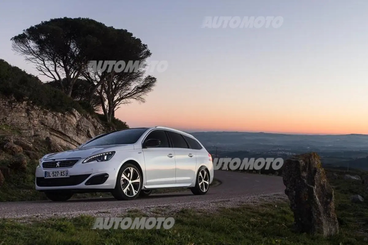 Peugeot 308 GT (12)