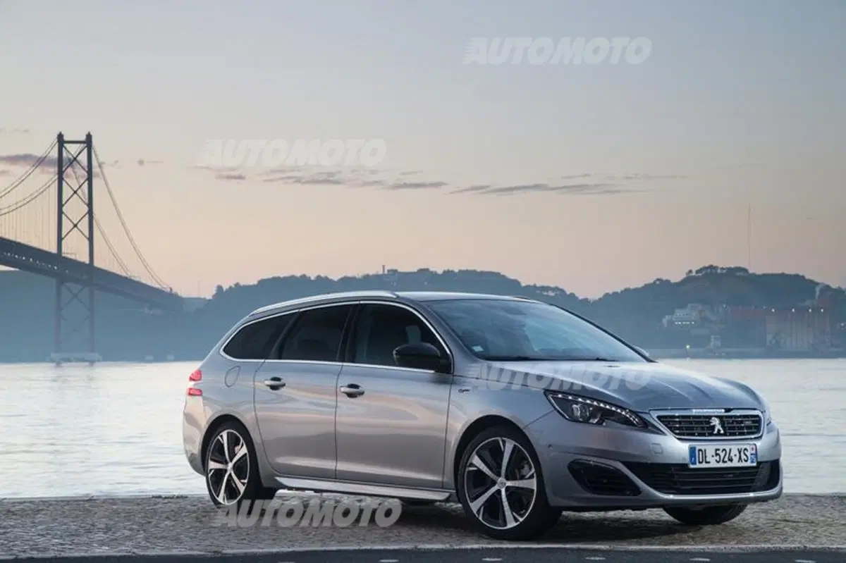 Peugeot 308 GT (19)