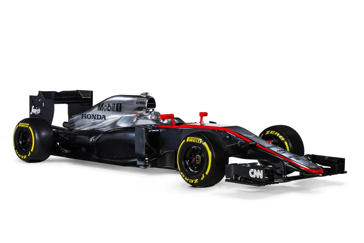 F1: McLaren-Honda MP4-30, la livrea è rimasta argento