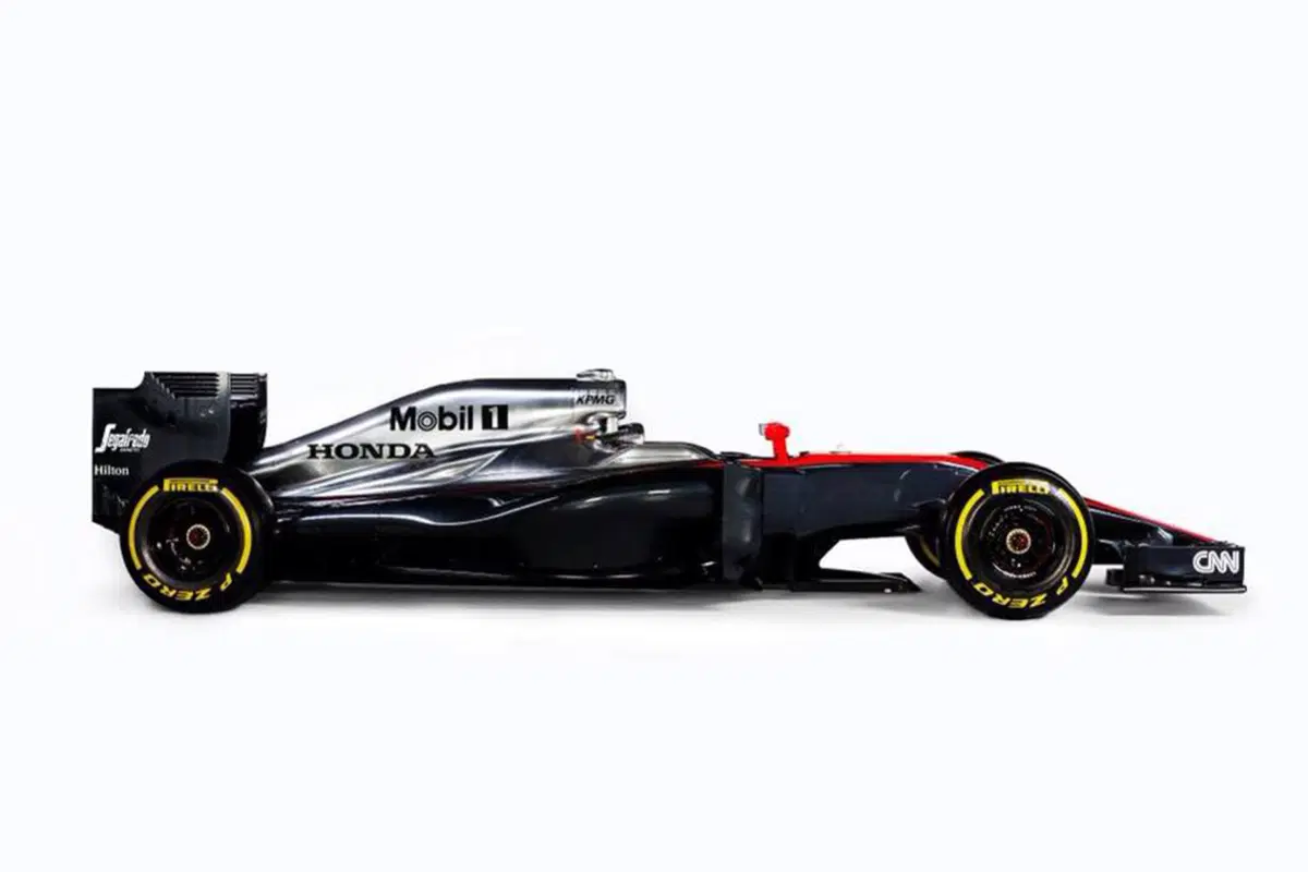 F1: McLaren-Honda MP4-30, la livrea è rimasta argento (2)