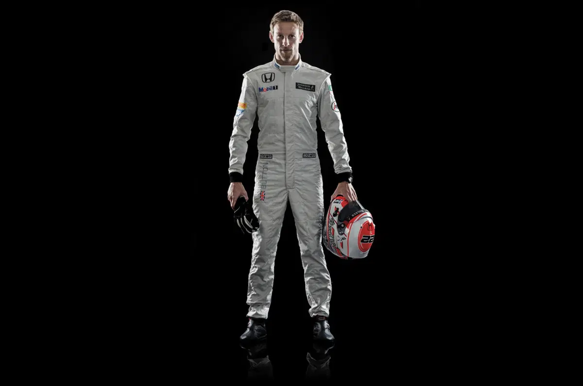 F1: McLaren-Honda MP4-30, la livrea è rimasta argento (7)