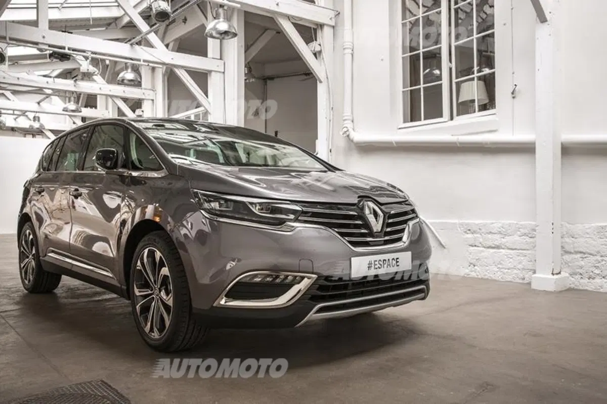 Nuova Renault Espace: da monovolume a crossover. Gamma e prezzi (11)