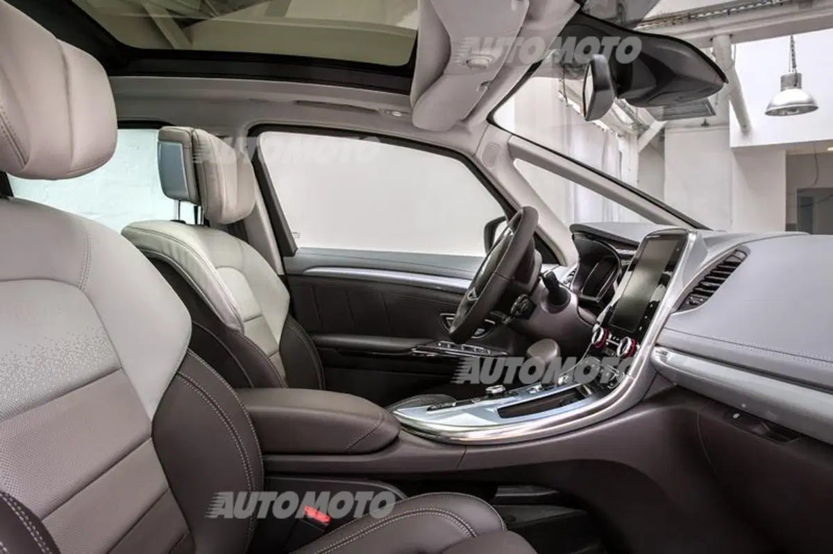Nuova Renault Espace: da monovolume a crossover. Gamma e prezzi (14)