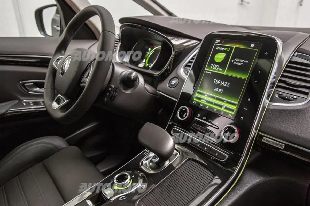 Nuova Renault Espace: da monovolume a crossover. Gamma e prezzi (35)