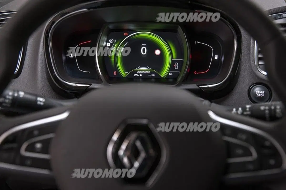Nuova Renault Espace: da monovolume a crossover. Gamma e prezzi (42)