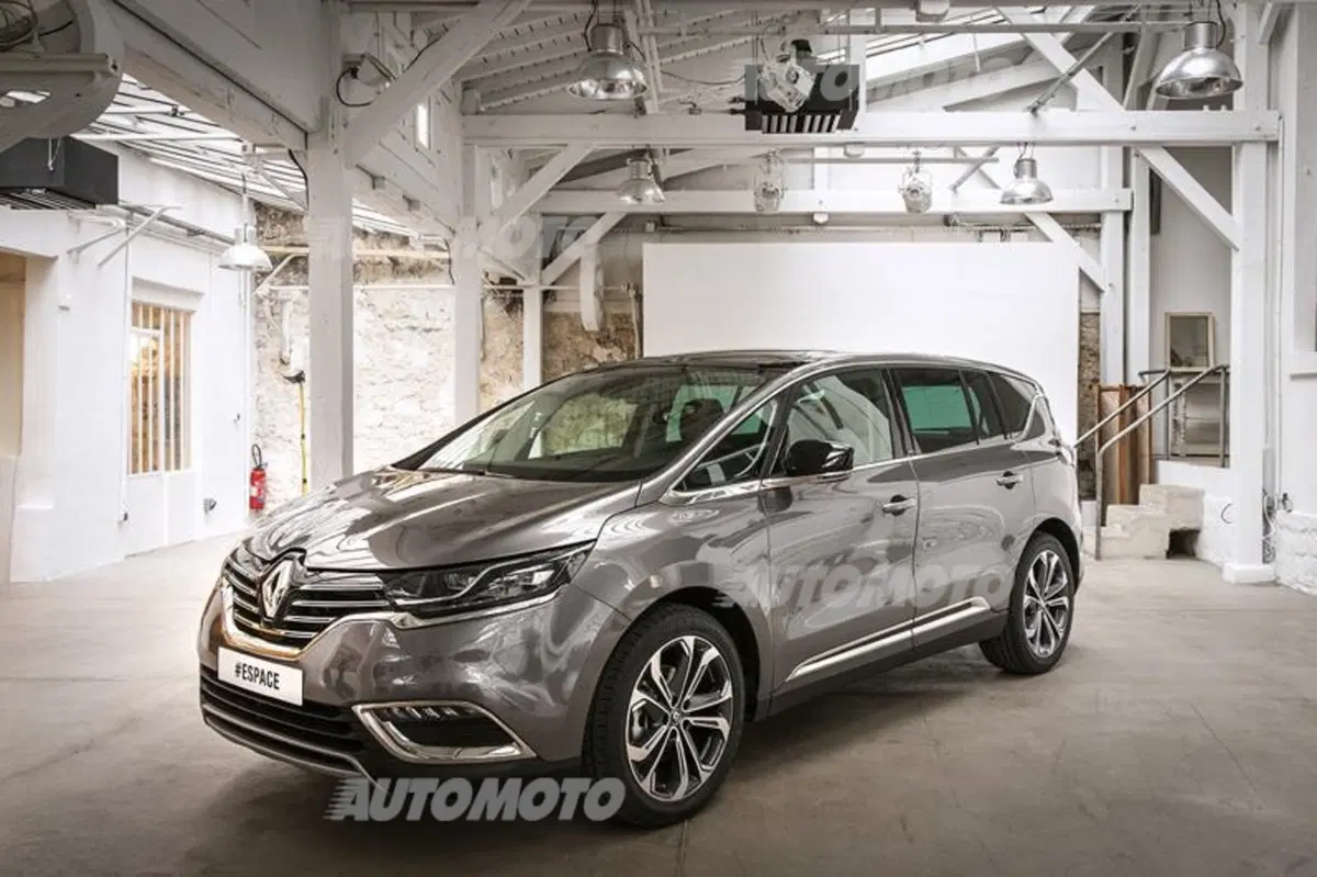 Nuova Renault Espace: da monovolume a crossover. Gamma e prezzi (59)