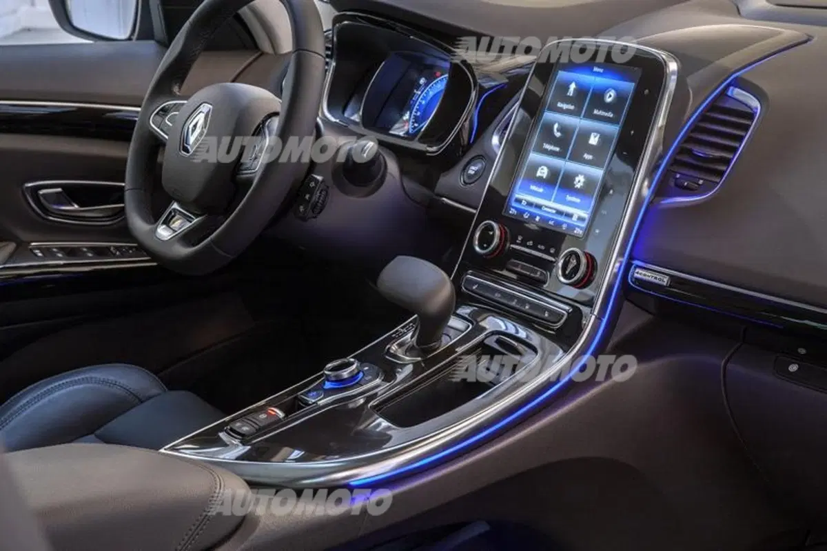 Nuova Renault Espace: da monovolume a crossover. Gamma e prezzi (65)