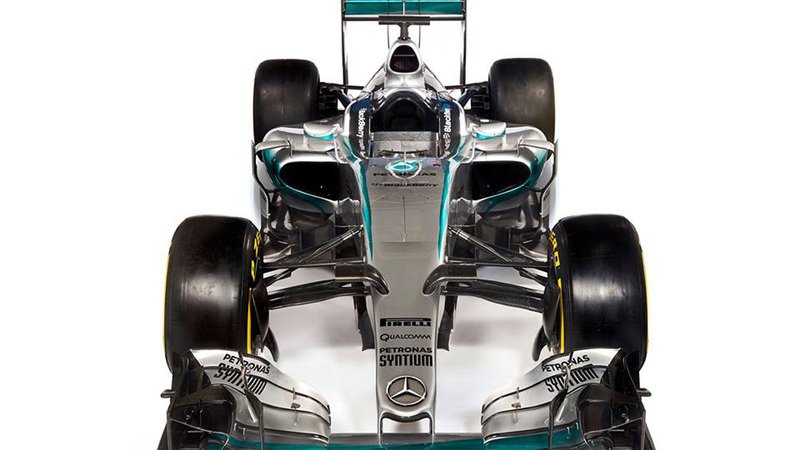 Mercedes-AMG W06: la F1 per ripetere il successo anche nel 2015