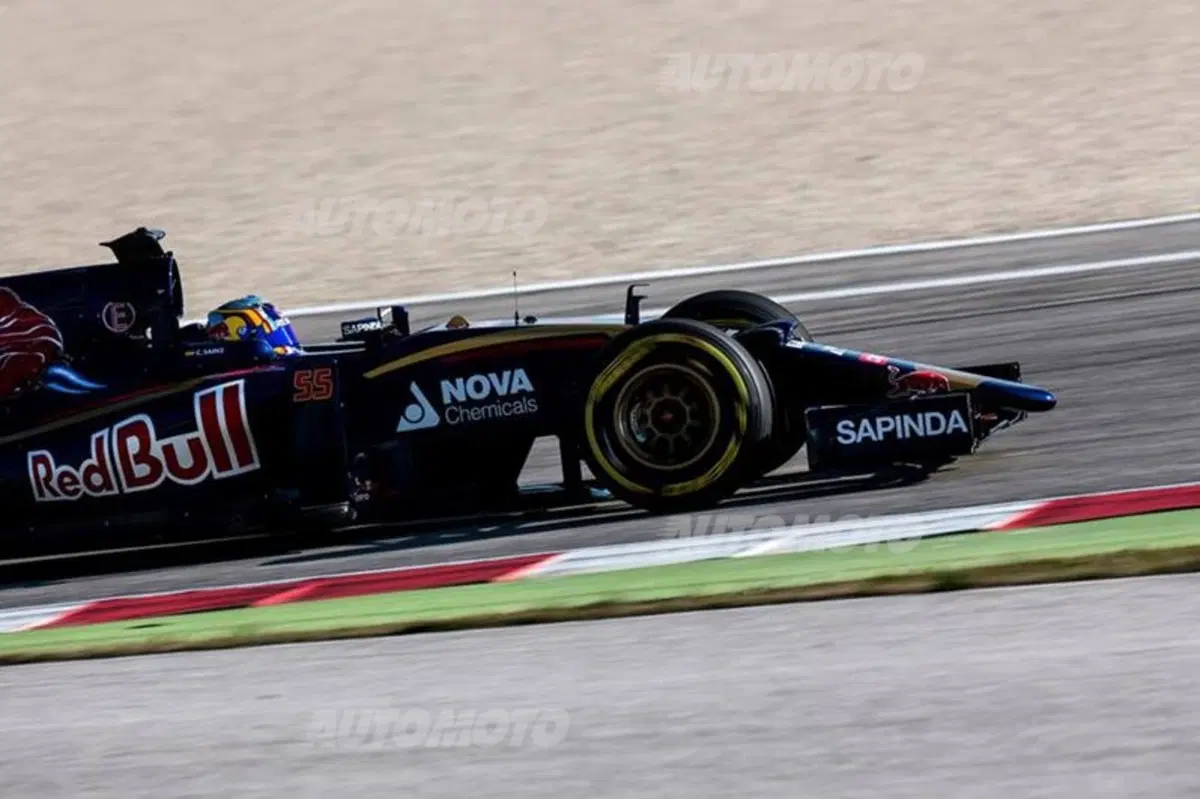 Toro Rosso STR10: la monoposto 2015 per i rookie Verstappen e Sainz (5)