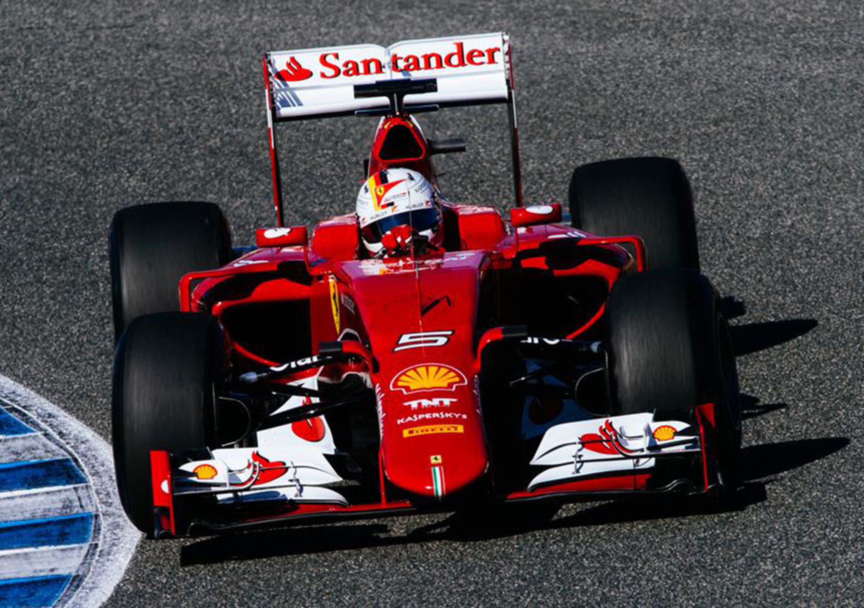 F1: Jerez Day One, Vettel con la Ferrari &egrave; il pi&ugrave; veloce