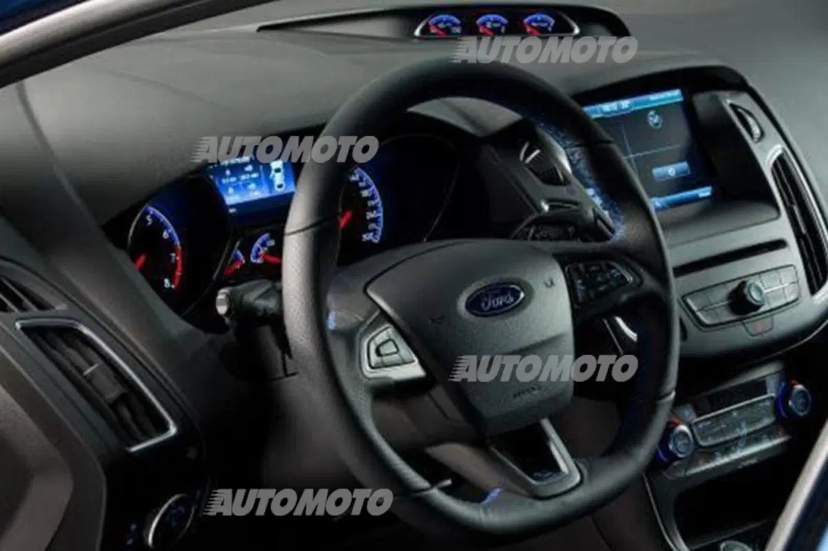 Nuova Ford Focus RS: oltre 315 CV e trazione integrale (12)