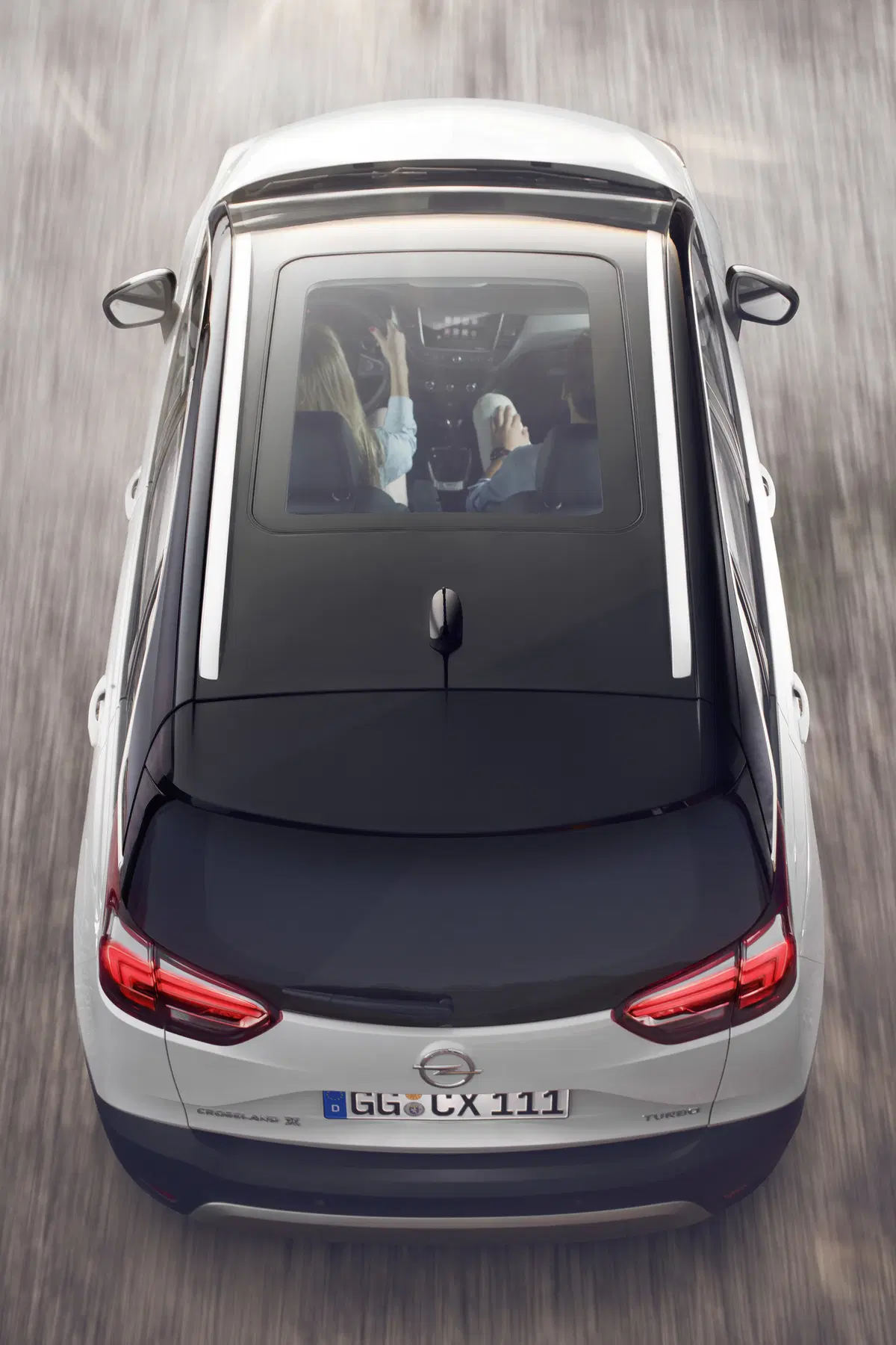 Nuova Opel Crossland X: diffuse le immagini ufficiali (7)