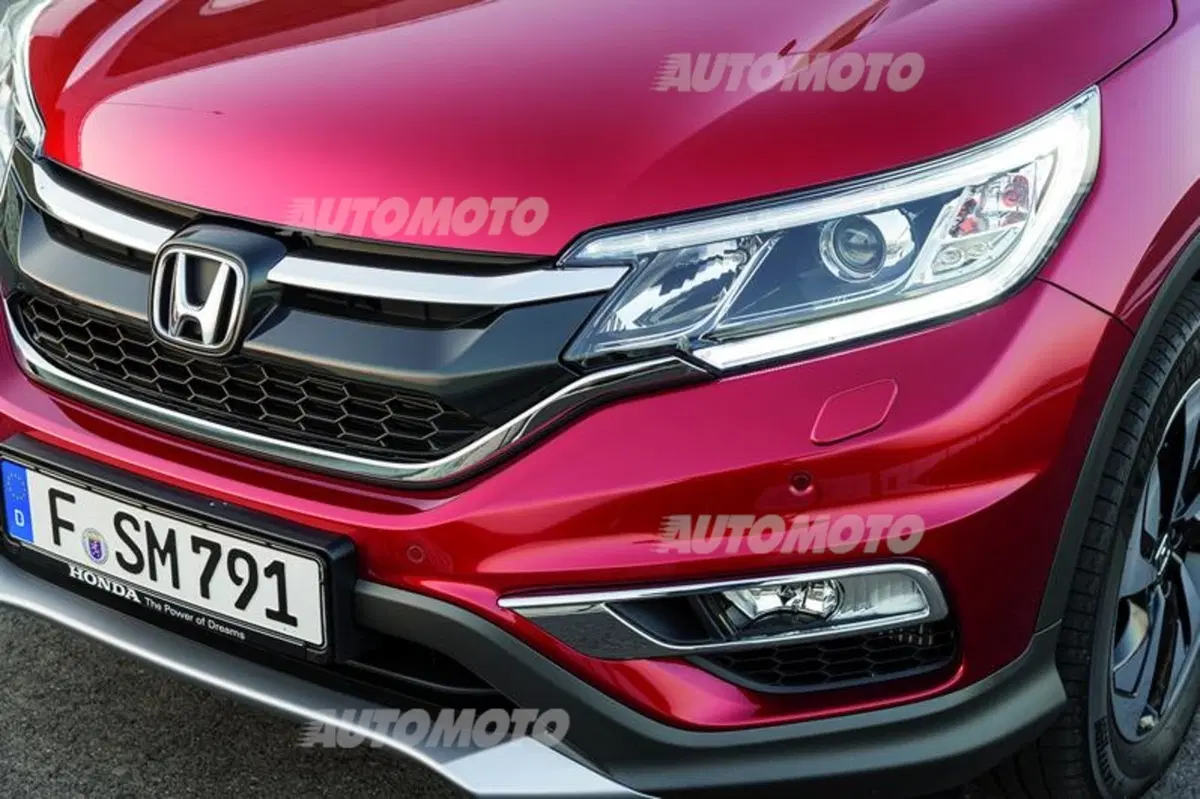 Honda CR-V restyling (13)
