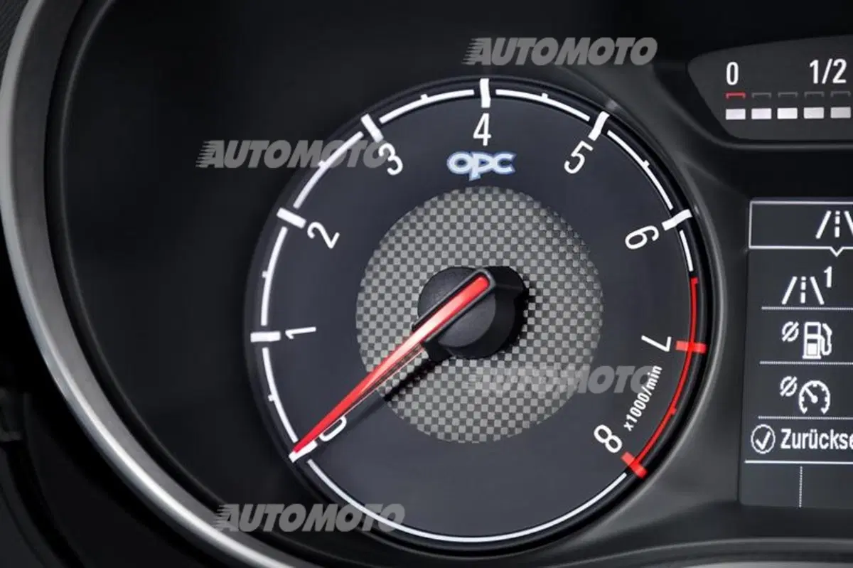 Nuova Opel Corsa OPC: la piccola peste è tornata (7)
