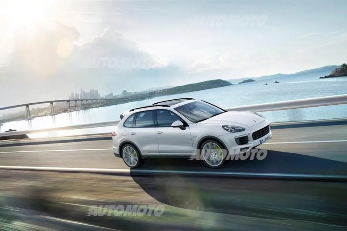 Porsche Cayenne S E-Hybrid (18)