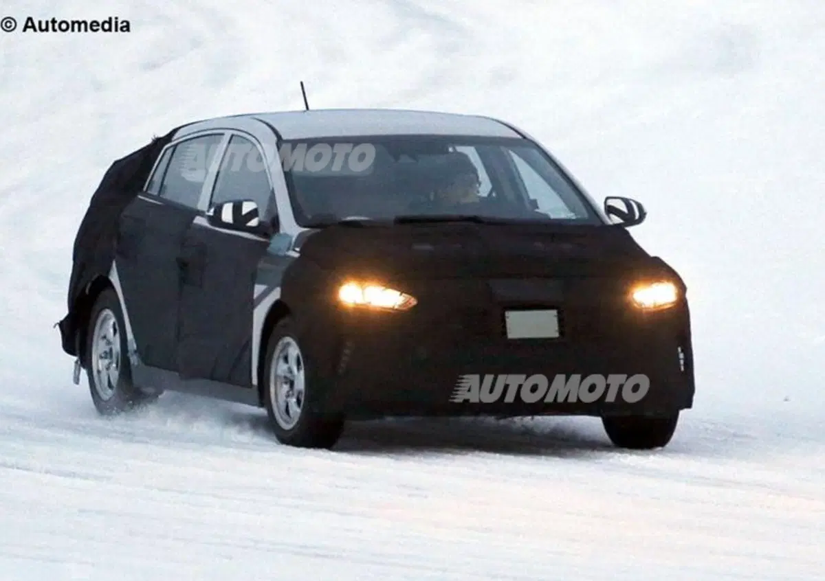 Hyundai al lavoro su un'ibrida. Sar&agrave; l'anti-Prius coreana