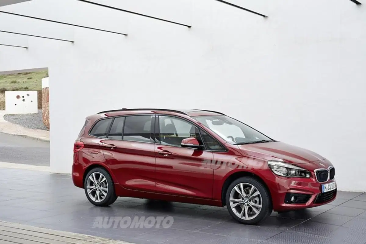 BMW Serie 2 Grand Tourer: cresce fino a 7 posti (60)