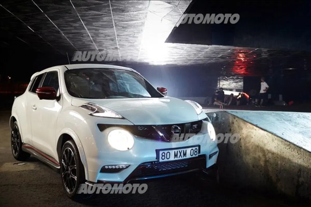 Nissan Juke Nismo RS: i prezzi del SUV tutto pepe (19)