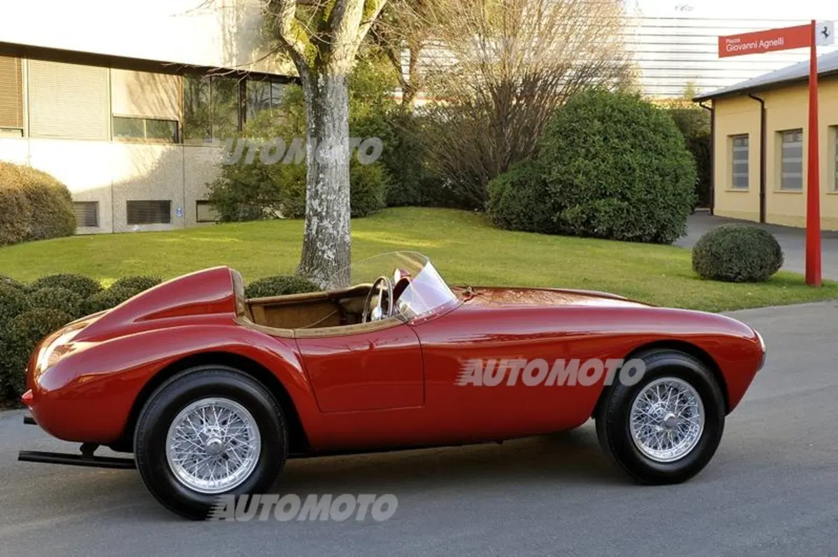 Ferrari 212 Export Coupè: rinasce grazie al dipartimento Ferrari Classiche (4)