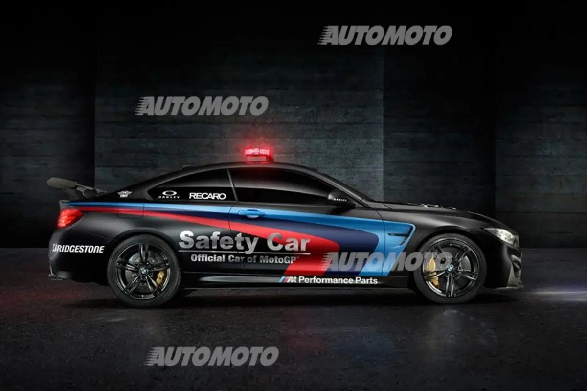 BMW M4 Coupè: ecco la Safety Car della MotoGP per la stagione 2015 (3)
