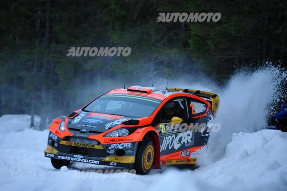 Mondiale WRC 2015: al via la seconda tappa, il Rally di Svezia (14)