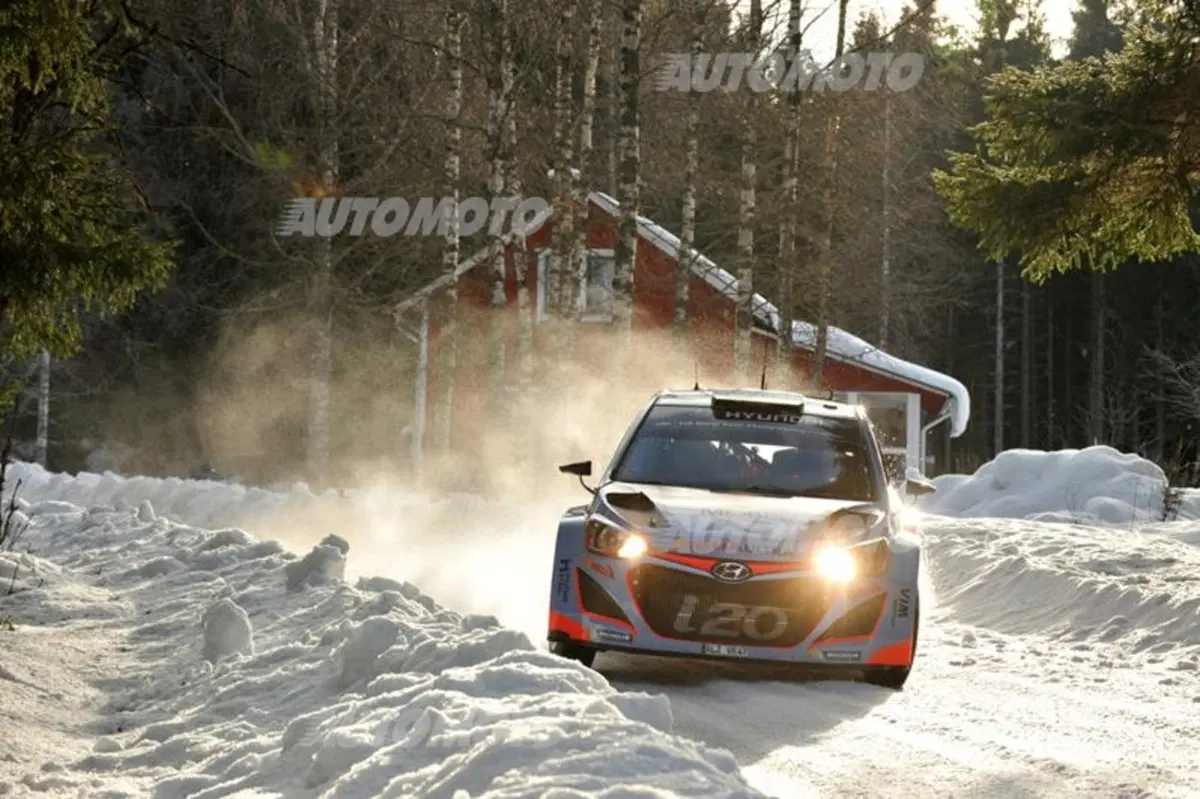 Mondiale WRC 2015: al via la seconda tappa, il Rally di Svezia (21)