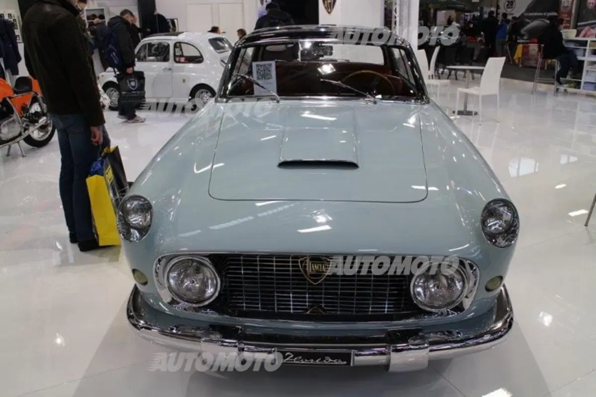 Automotoretrò Torino: le foto più belle in diretta (17)