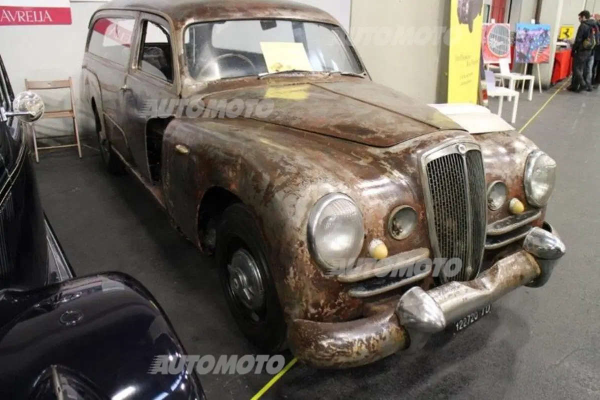 Automotoretrò Torino: le foto più belle in diretta (30)