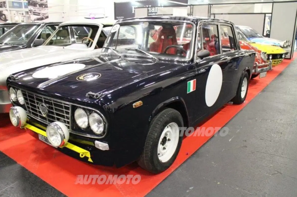 Automotoretrò Torino: le foto più belle in diretta (51)