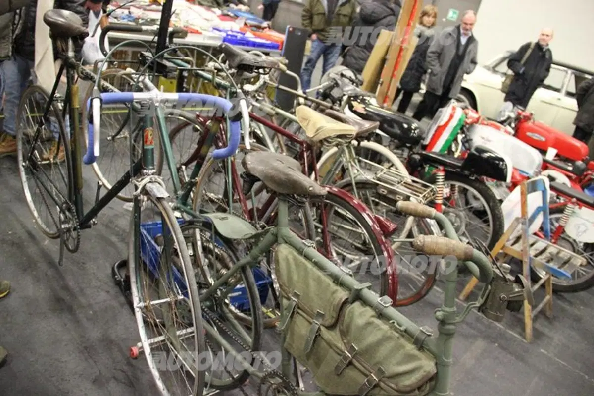 Automotoretrò 2015: il paradiso per gli amanti di auto e moto d'epoca. Il video (34)