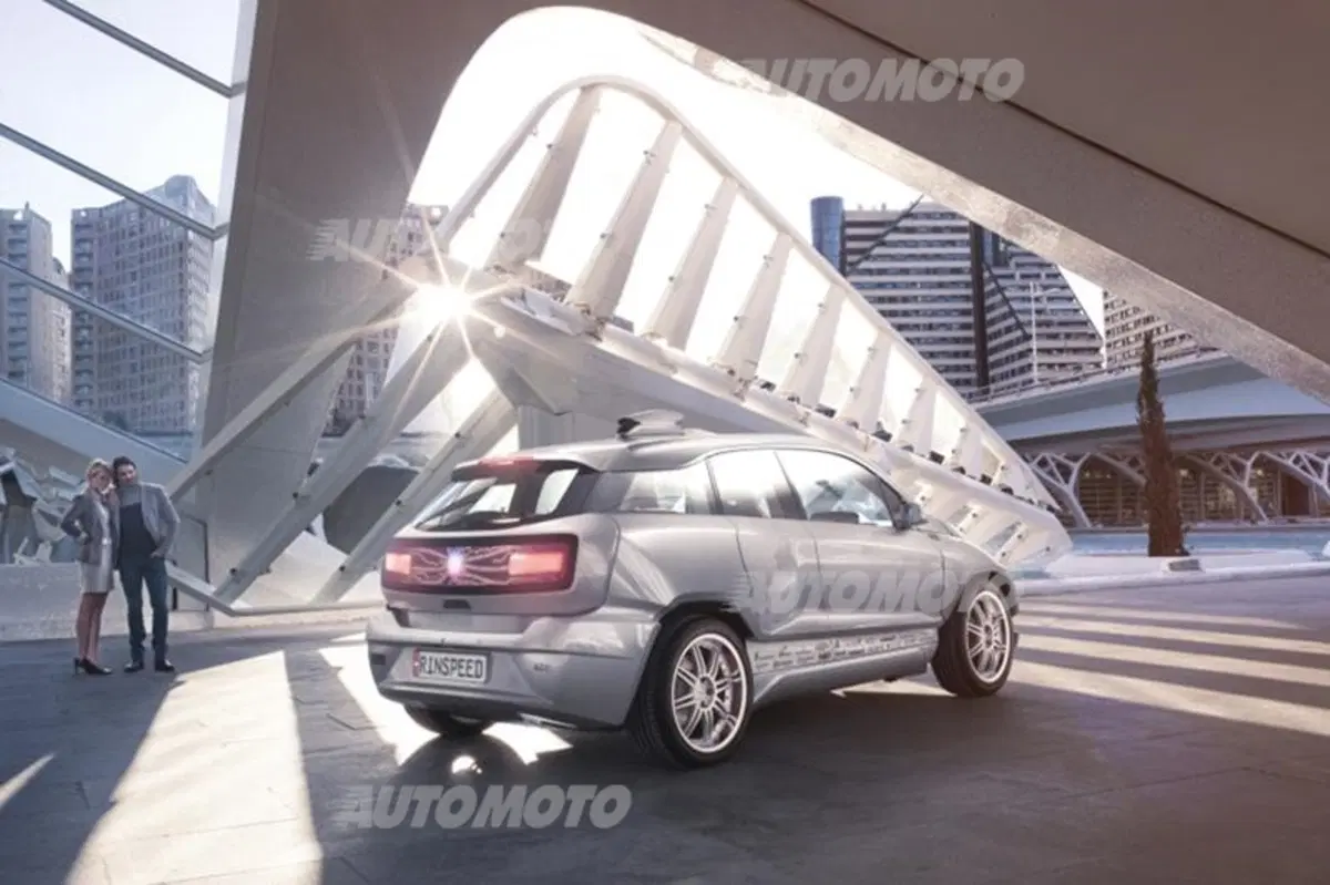 Rinspeed Budii: l'auto con il braccio robotico (62)