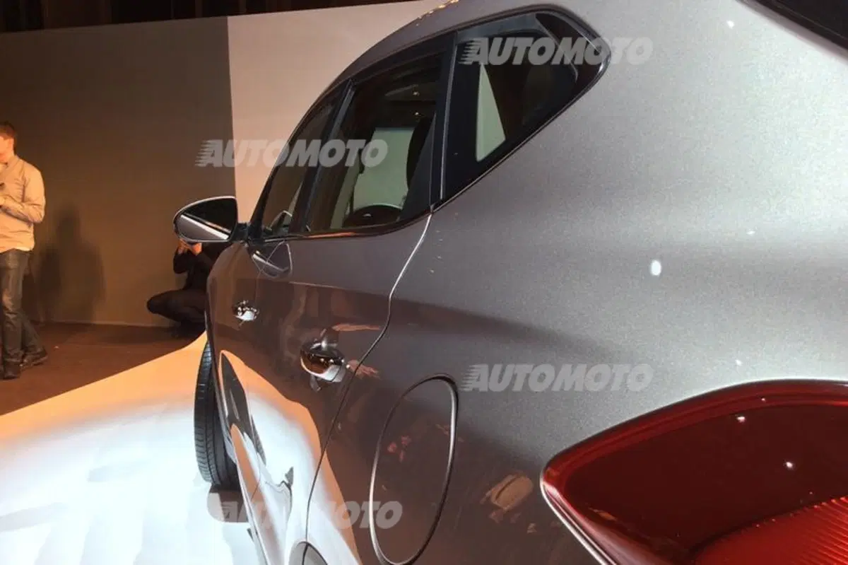 Nuova Hyundai Tucson: ecco l'erede della ix35. Tutti i dettagli (24)