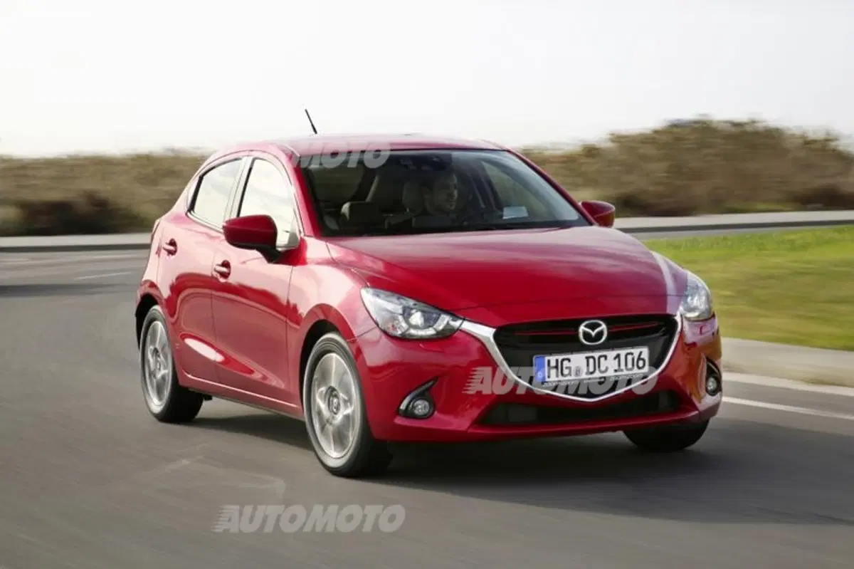 Nuova Mazda2 (2)
