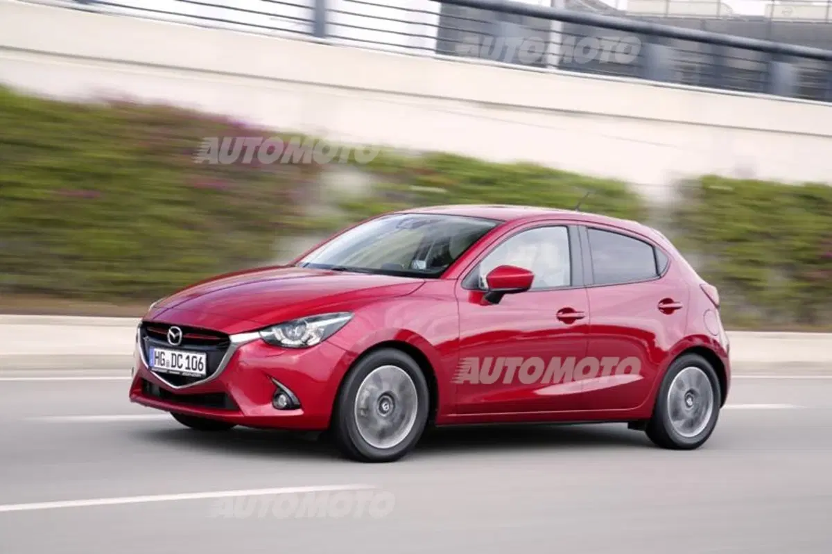 Nuova Mazda2 (6)
