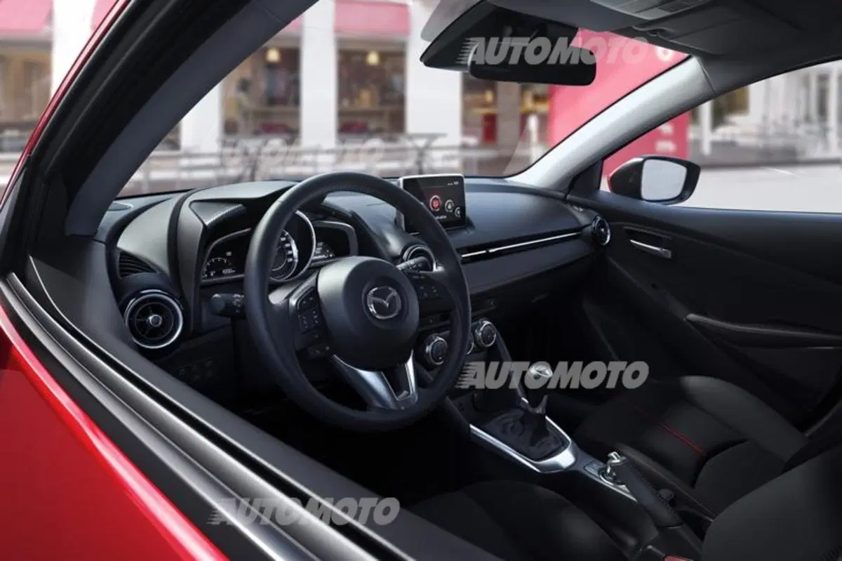 Nuova Mazda2 (31)