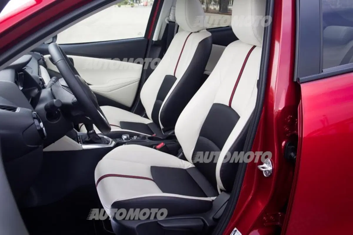 Nuova Mazda2 (36)