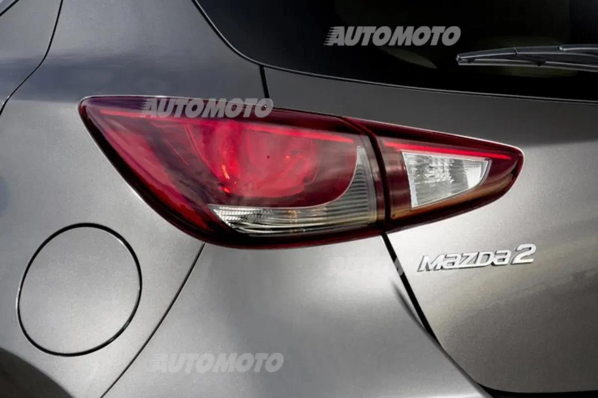 Nuova Mazda2 (45)