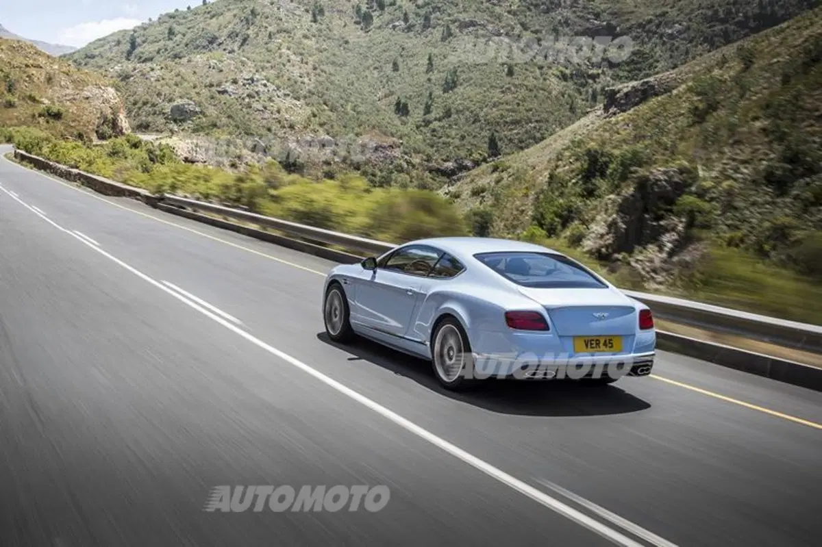 Bentley: a Ginevra il restyling della gamma Continental (27)