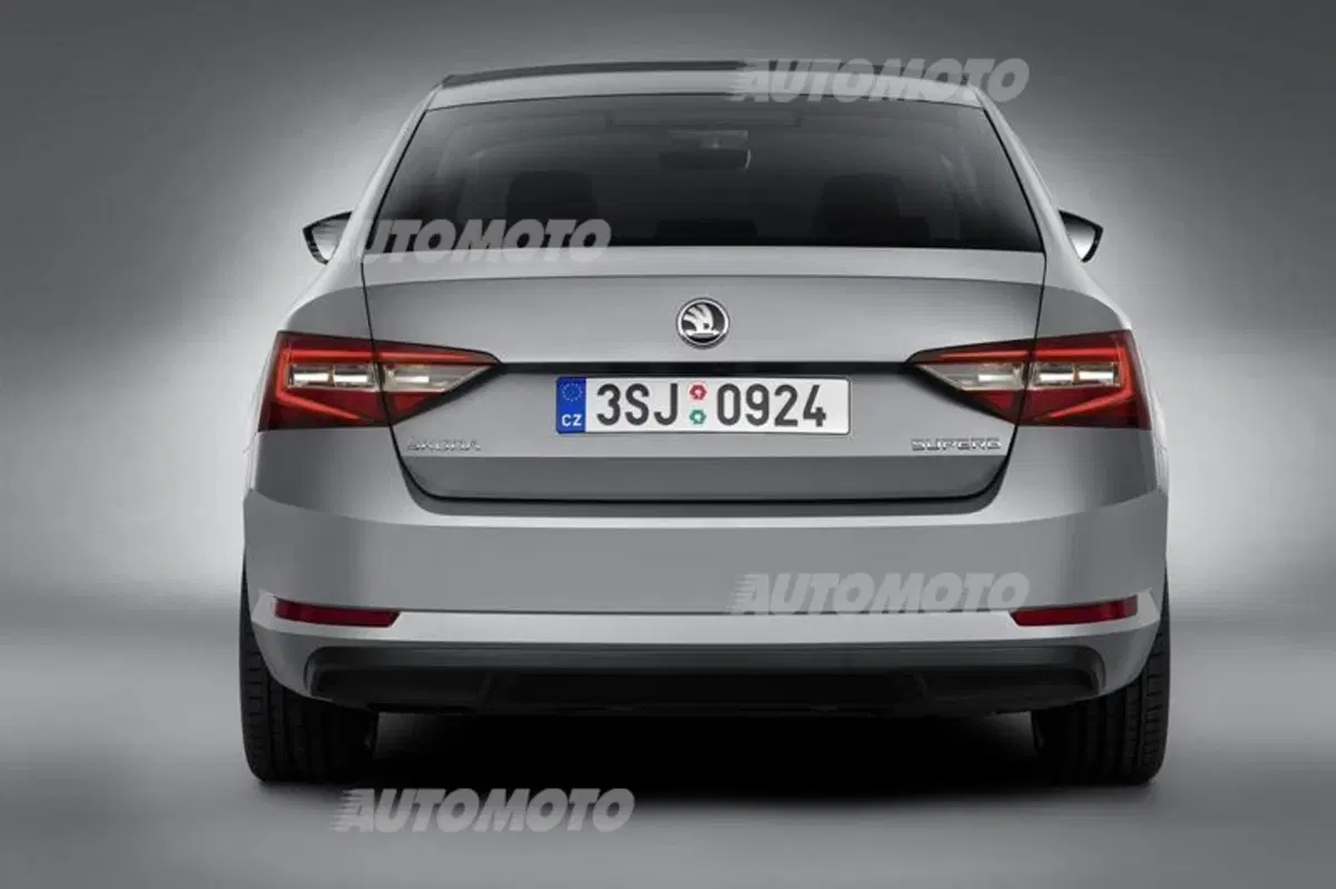 Nuova Skoda Superb: look tagliente e tanta tecnologia (6)